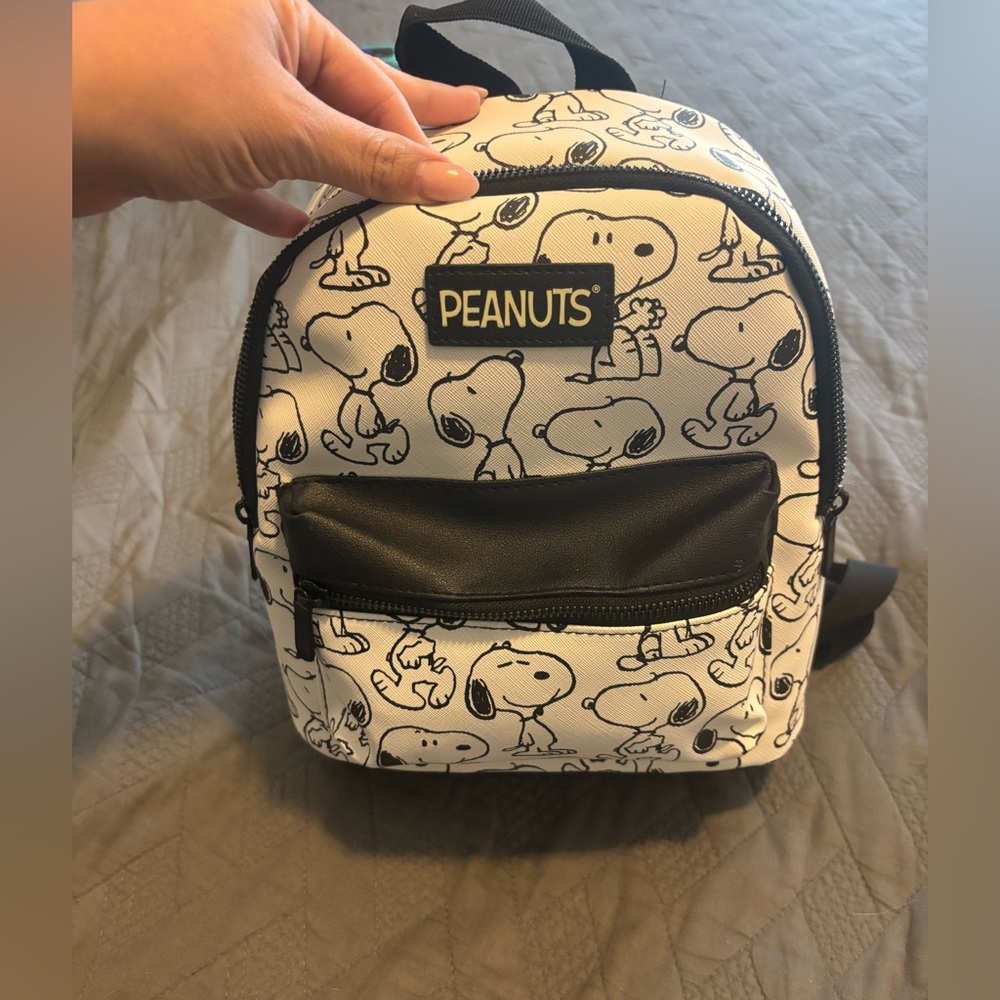 Peanuts Snoopy Black and White Mini Backpack